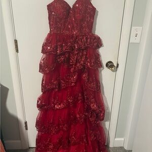 Red Ruffe Prom Dress
